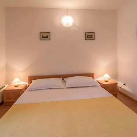 Greta Apartment