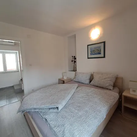 Apartment Greta *