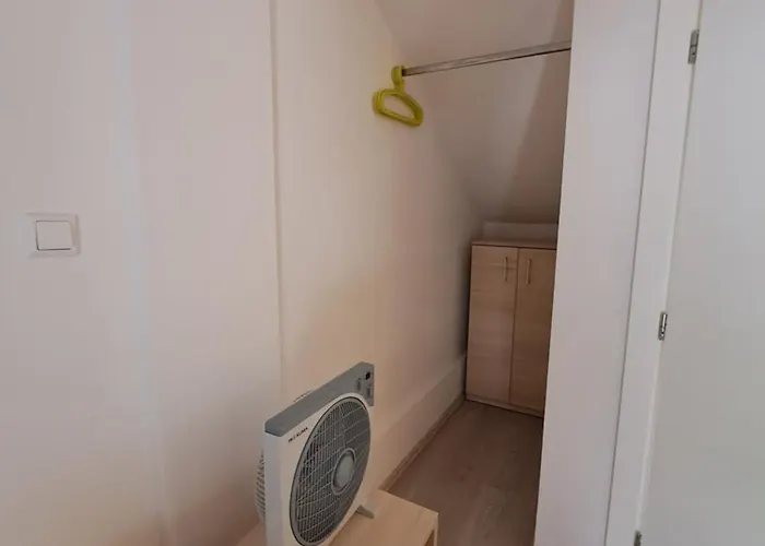 Apartment Greta Vrbnik (Primorje-Gorski Kotar)