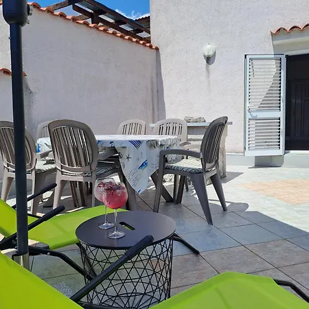 Greta Apartament Vrbnik (Primorje-Gorski Kotar)