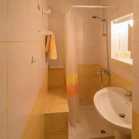 Greta ヴルブニク