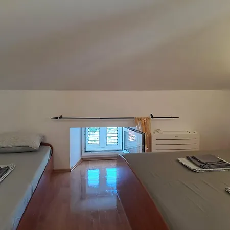 Greta Appartamento Vrbnik (Primorje-Gorski Kotar)
